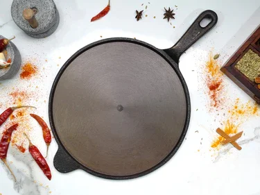 Dosa Tawa - Cast Iron - Long Handle - Grinded.